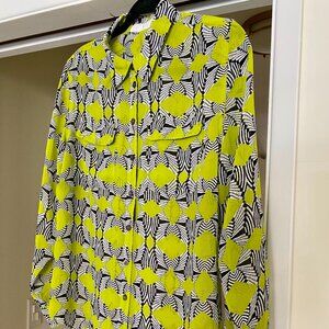 Two by Vince Camuto Lime Green and Black Geometric Blouse